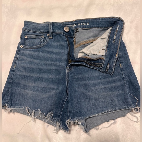 American Eagle Outfitters Pants - American Eagle Outfitters Women's Frayed Hem Jean Shorts